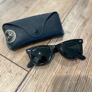 Ray Ban - Original Wayfarer in Tortoise